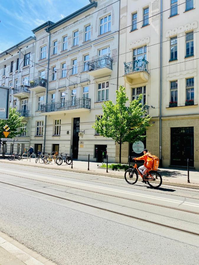Beautiful Studio For Couples With Air Conditioning - Old Town & Main Station คราคูฟ ภายนอก รูปภาพ