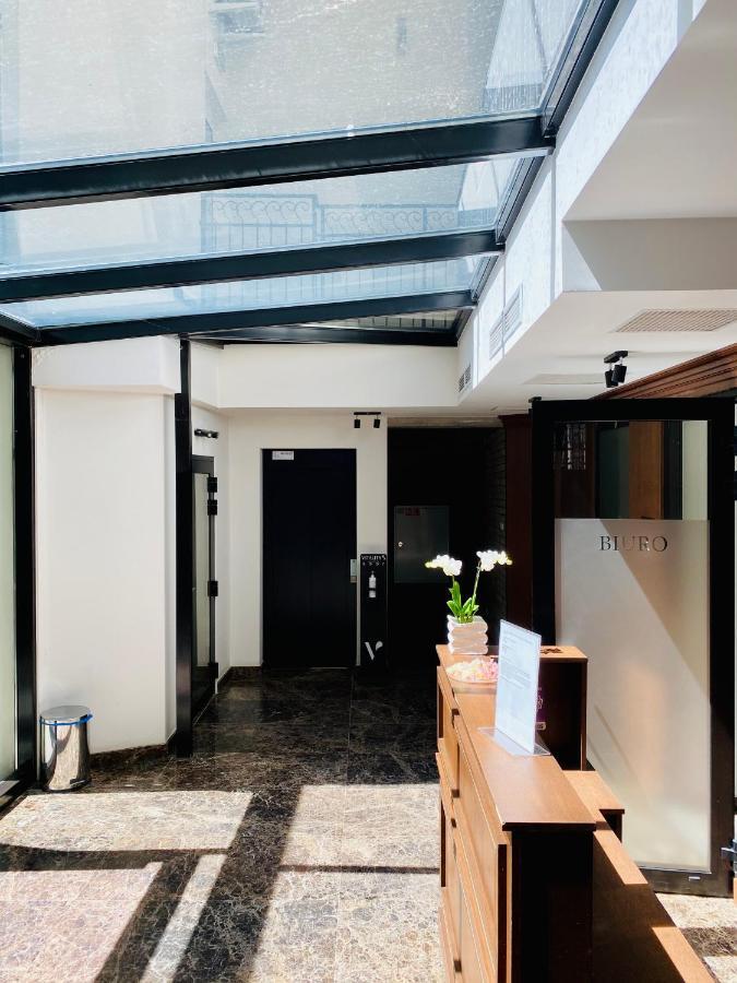 Beautiful Studio For Couples With Air Conditioning - Old Town & Main Station คราคูฟ ภายนอก รูปภาพ